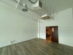 Ubi Techpark (D14), Factory #491990931